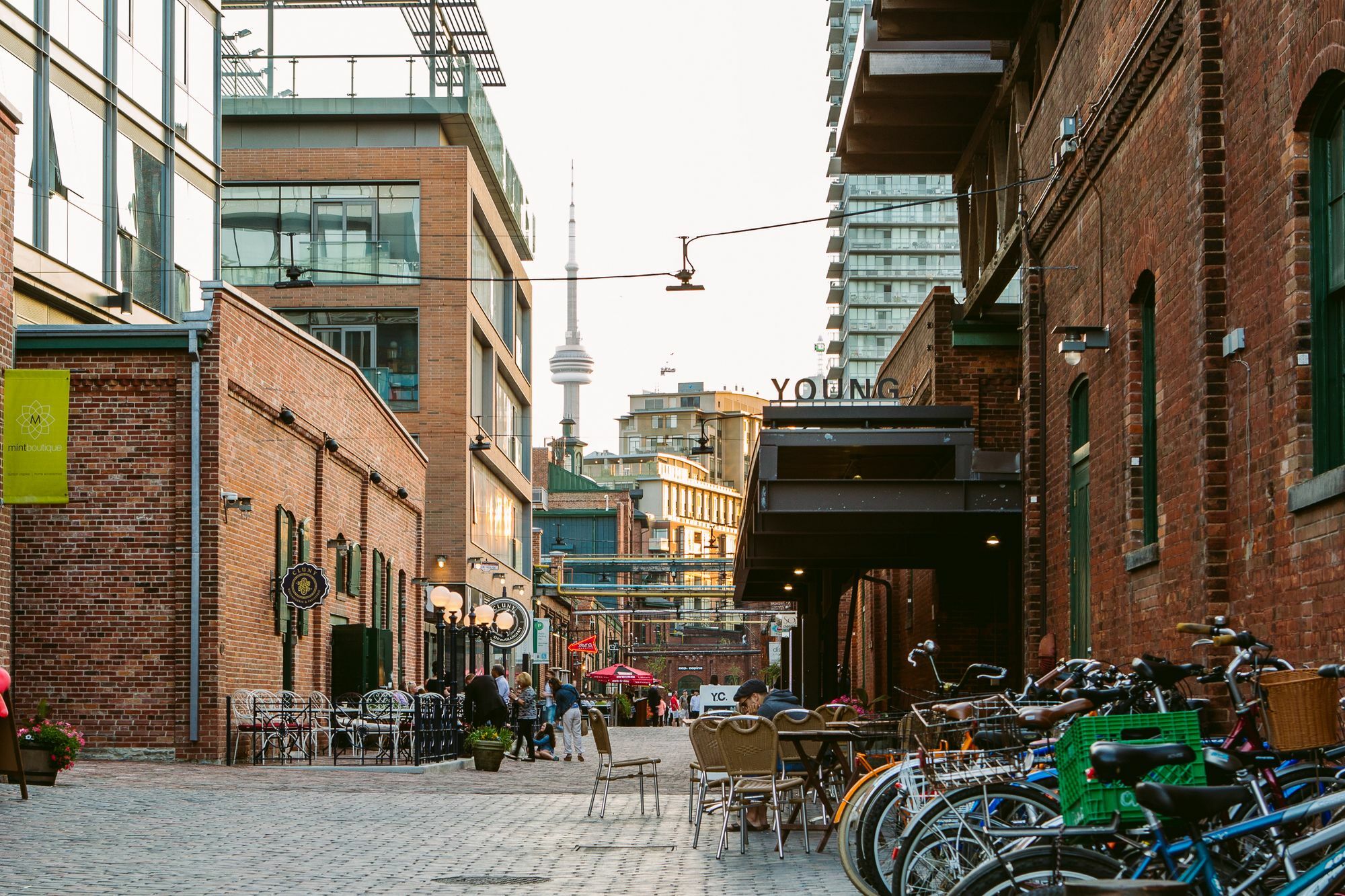 Quickstay - Sunlit Luxury Loft On King West Hotel