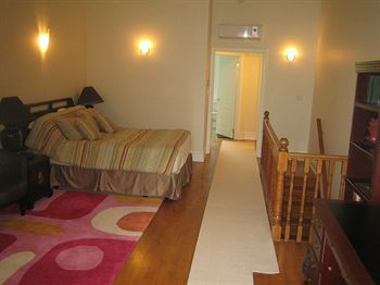 Bed & Breakfast A Dreams (adults Only) Toronto