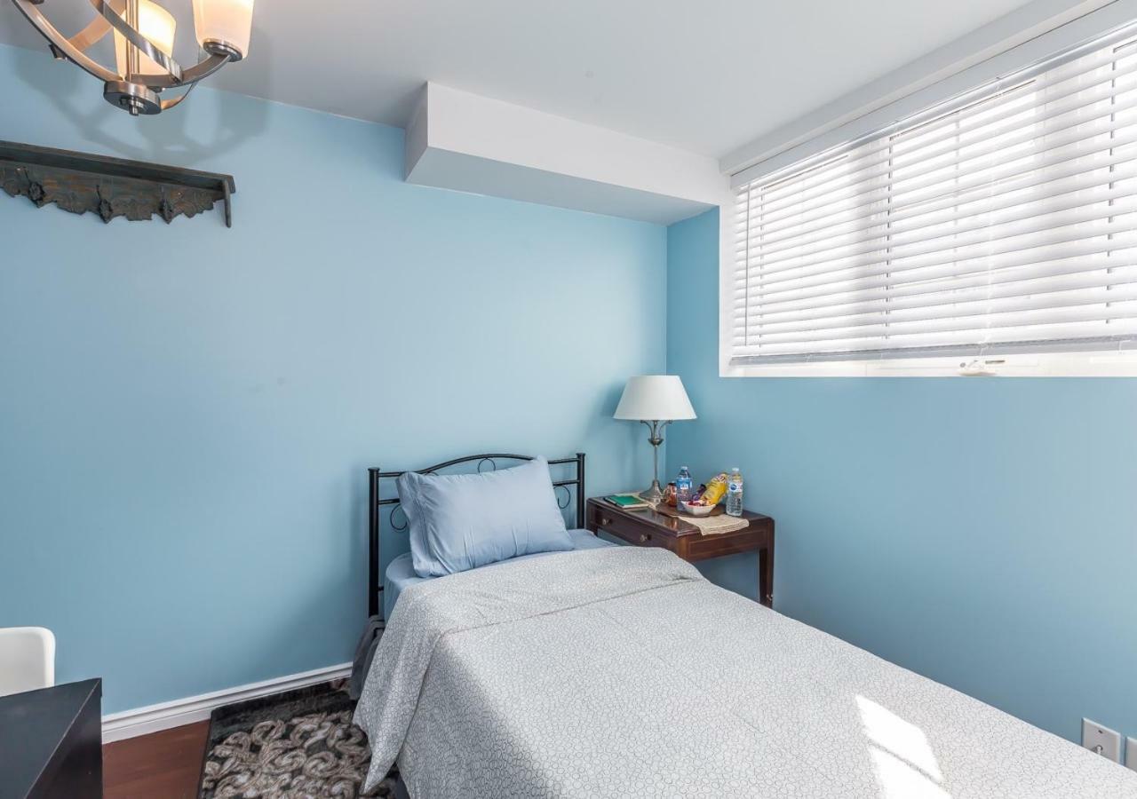 Affordable Guest At York U * Toronto