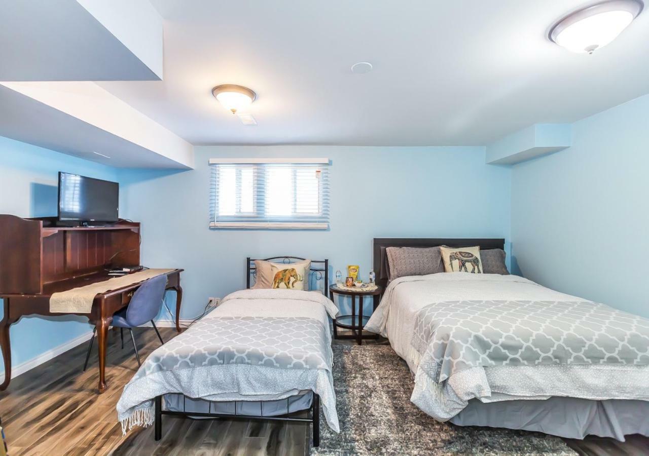 Affordable Guest At York U Guest house *