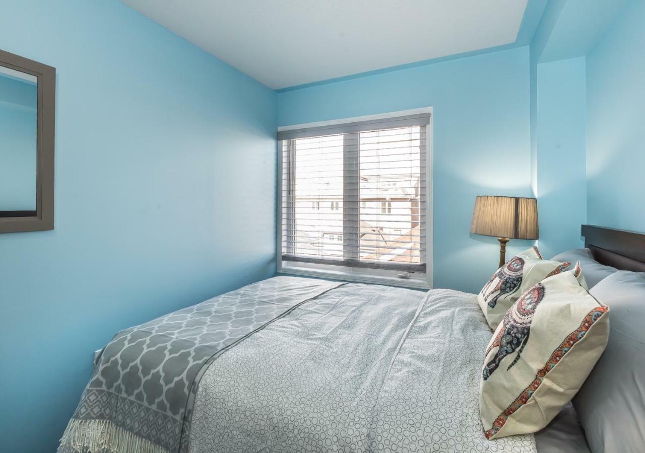 Affordable Guest At York U Guest house Toronto