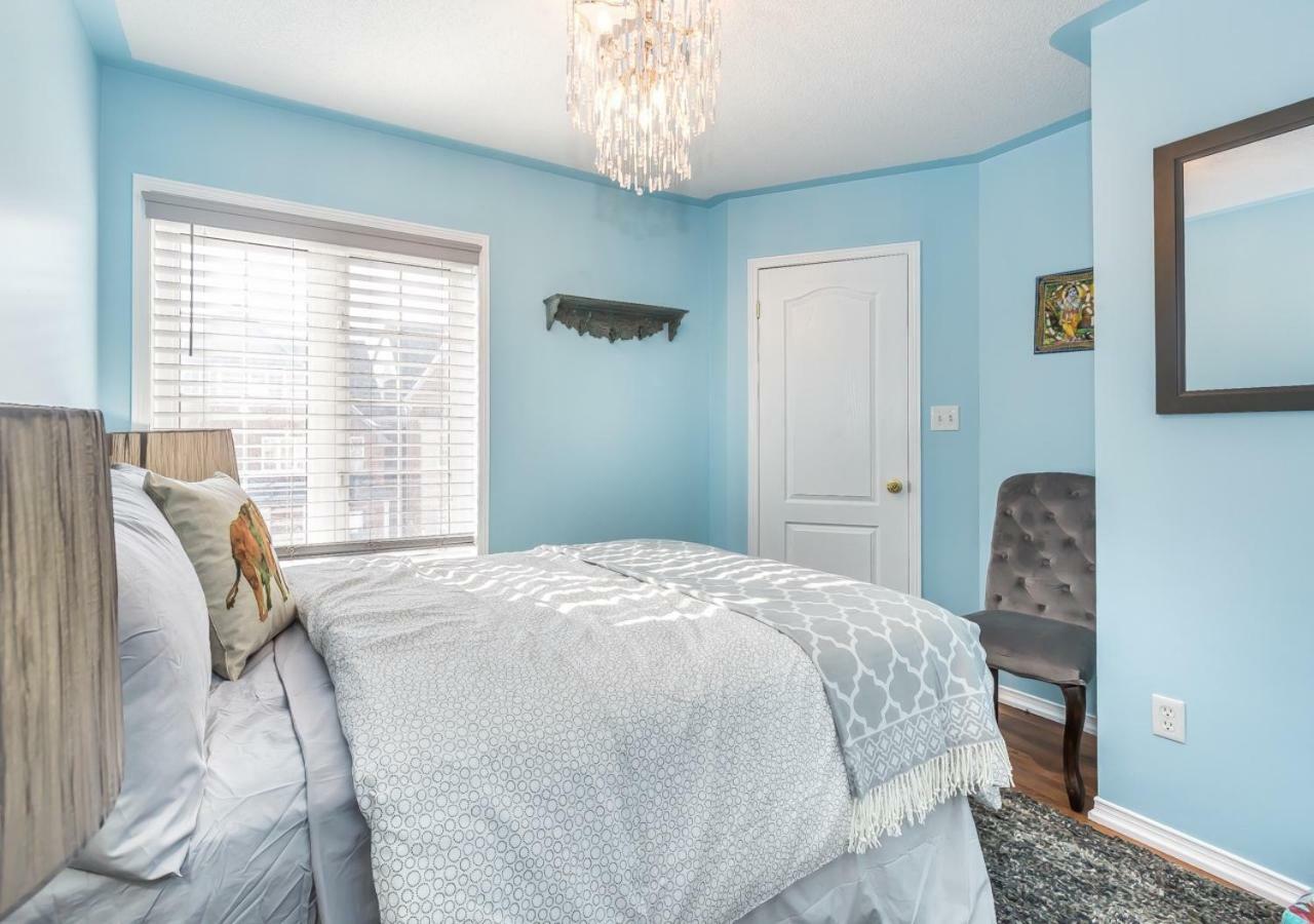 Guest house Affordable Guest At York U *