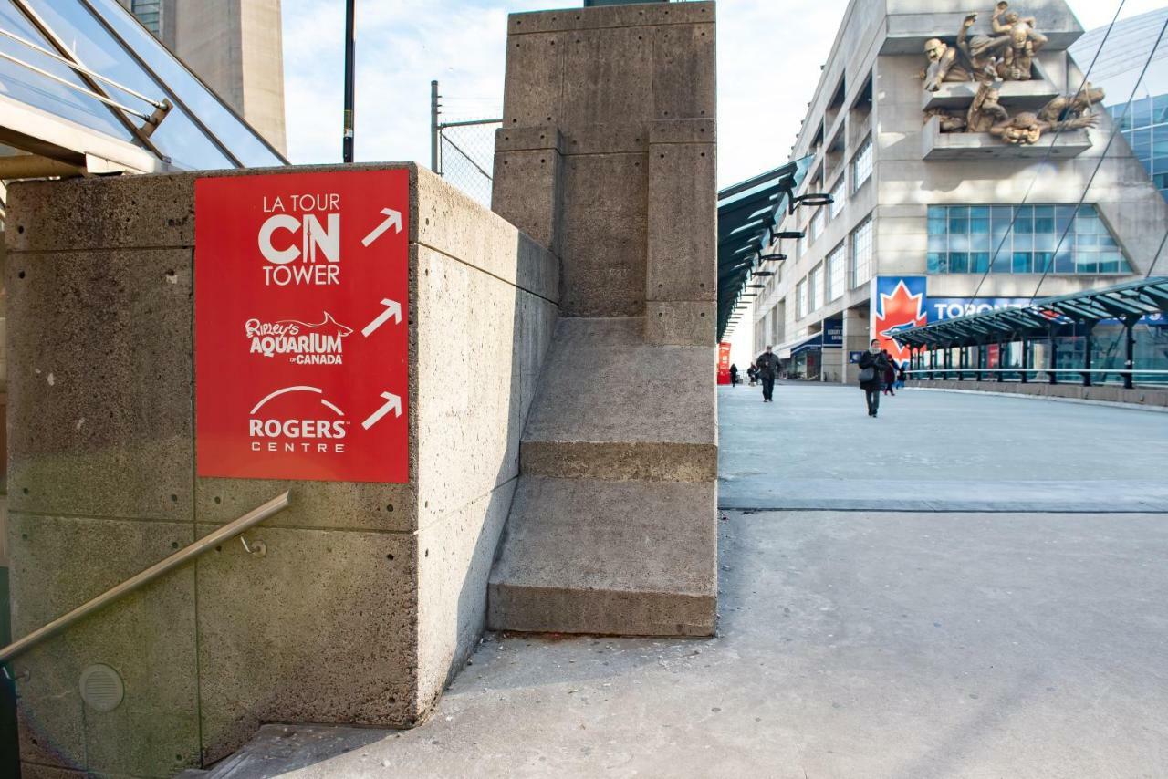 Luxury Adventure Cn Tower/mtcc/scotiabank Arena Apartment
