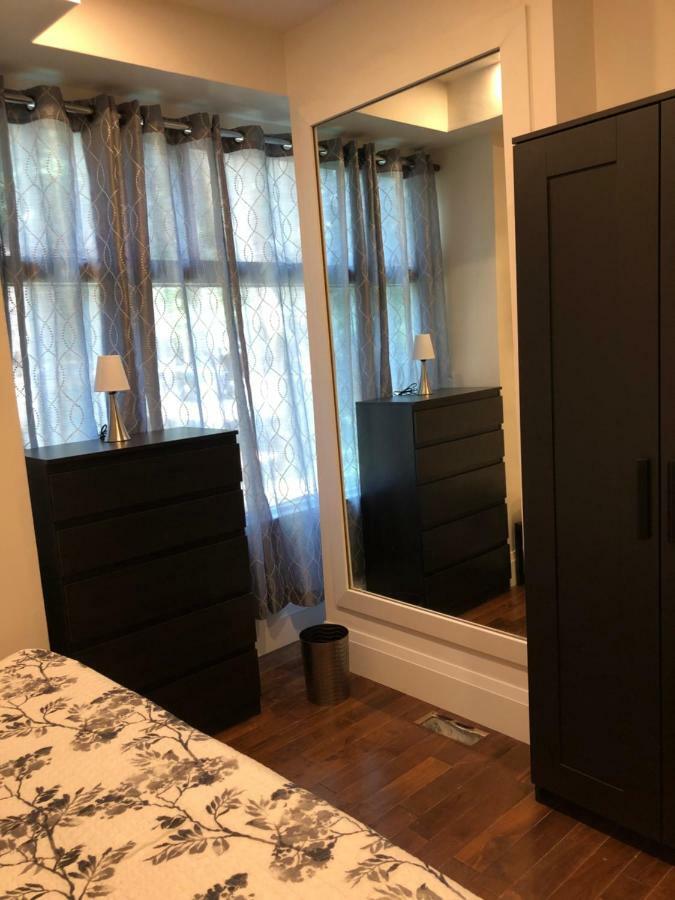 Arya's Guest house Toronto