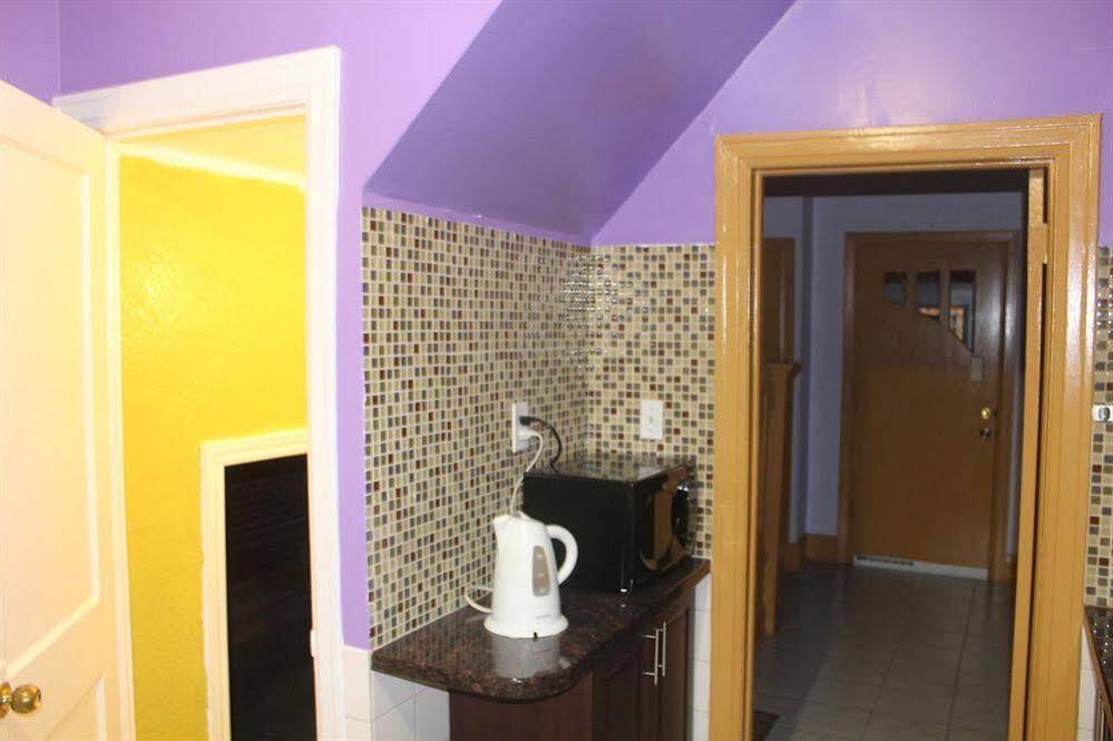 Kensington Market House Guest house 2*