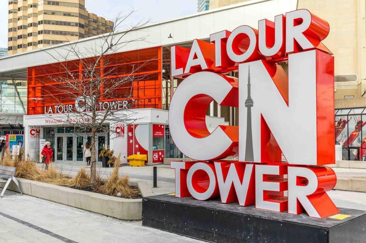 Luxury Adventure Cn Tower/mtcc/scotiabank Arena Apartment