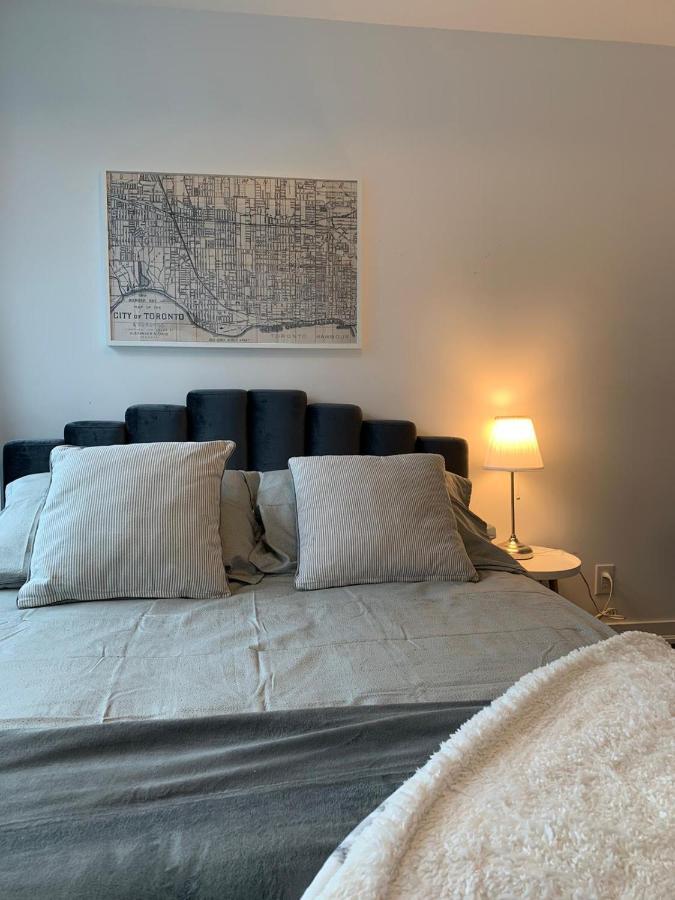 Lavish - New One Bedroom - Cn Tower Toronto