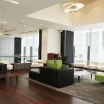 Le Germain Hotel Maple Leaf Square