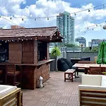 Hi Toronto Hostel