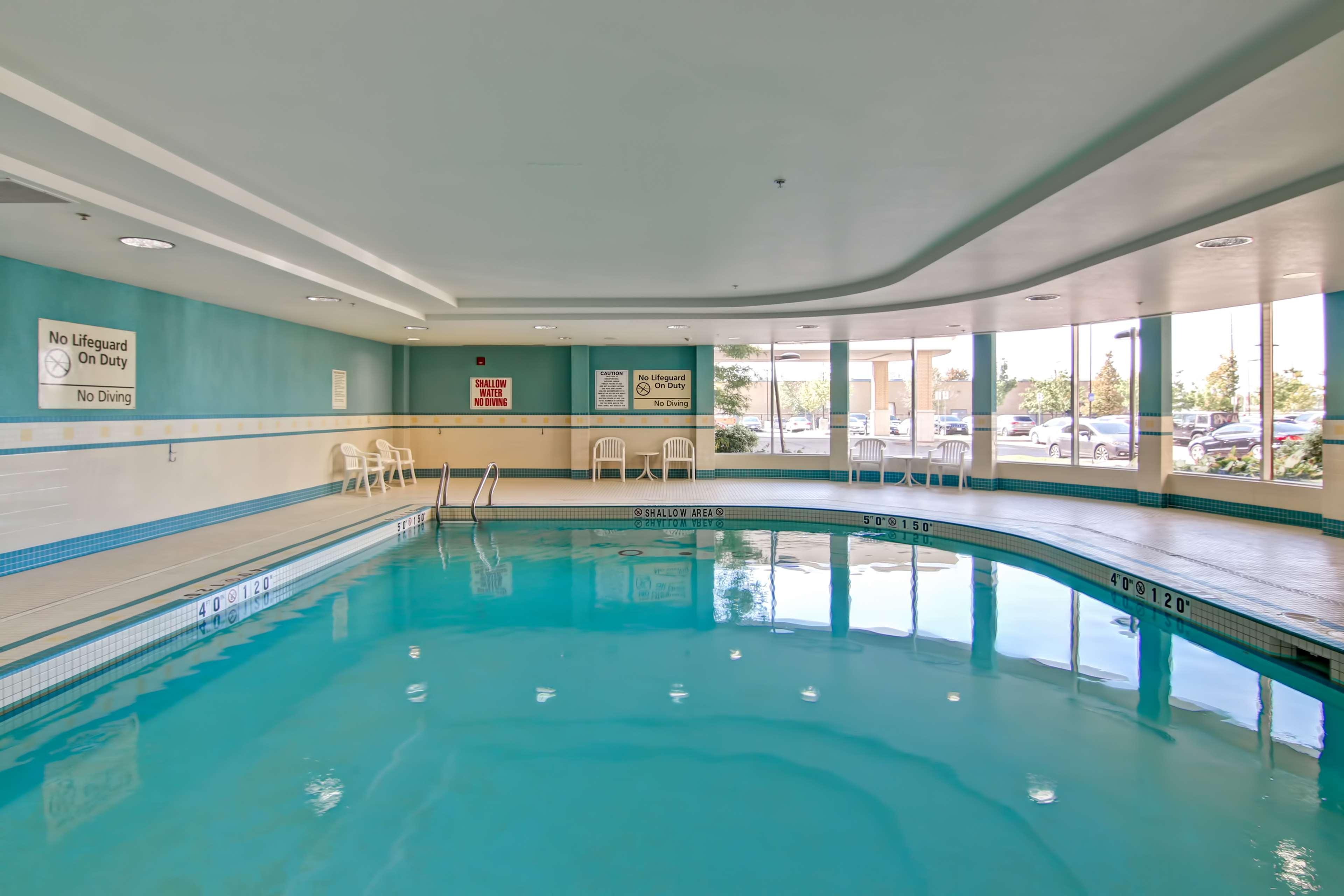 Hampton By Hilton Airport Corporate Centre Hotel 3*