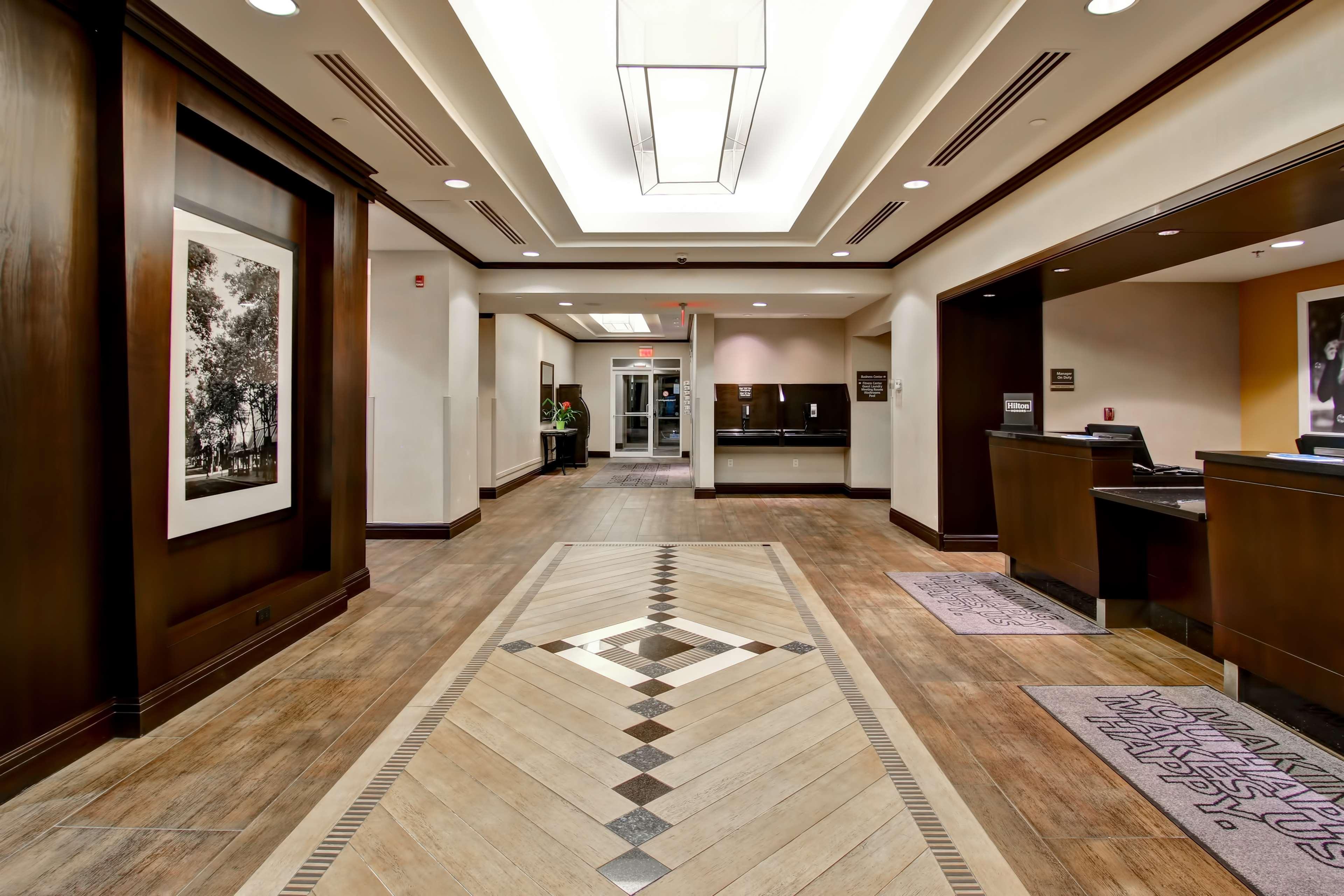 Hampton By Hilton Airport Corporate Centre Hotel