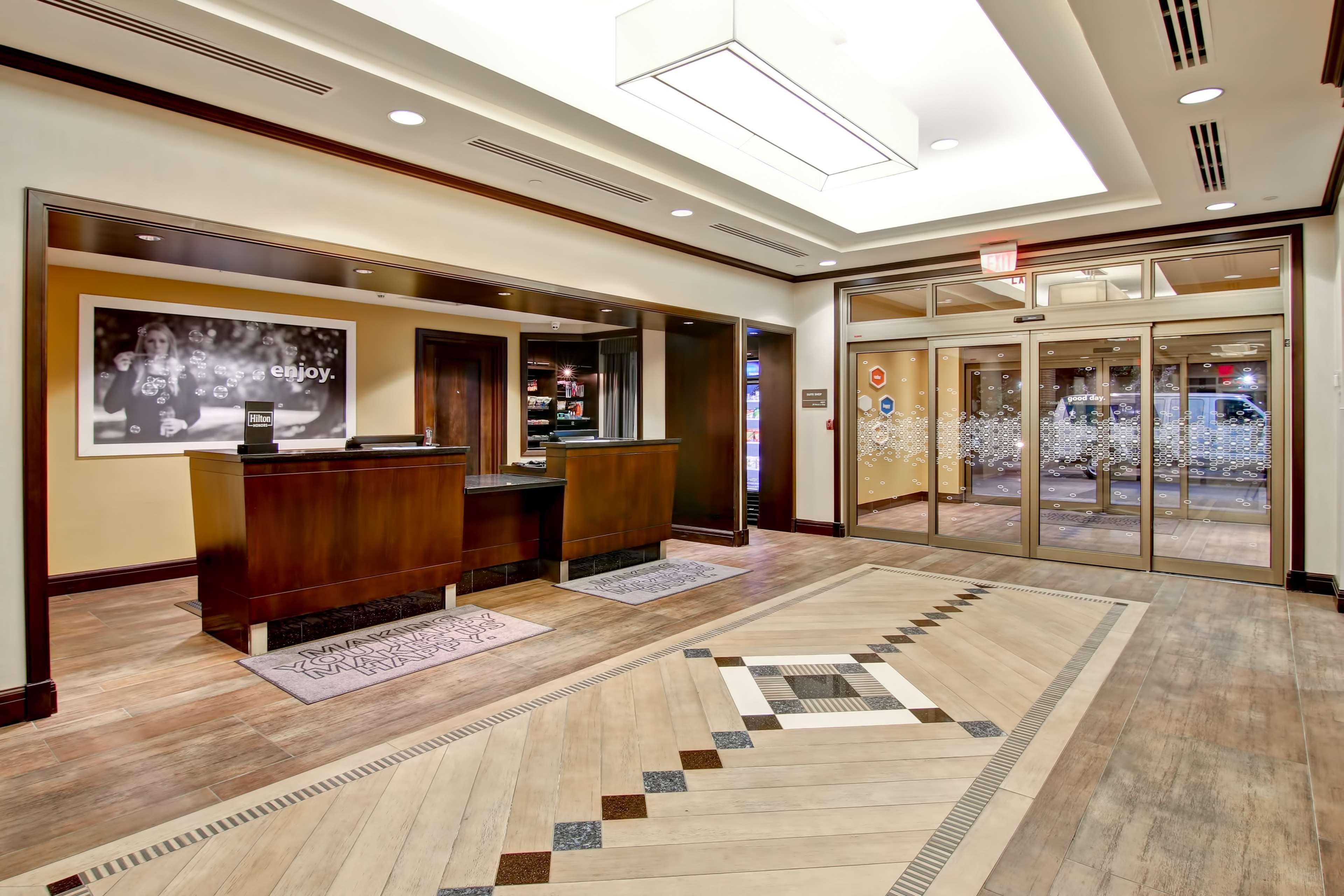 Hampton By Hilton Airport Corporate Centre Hotel