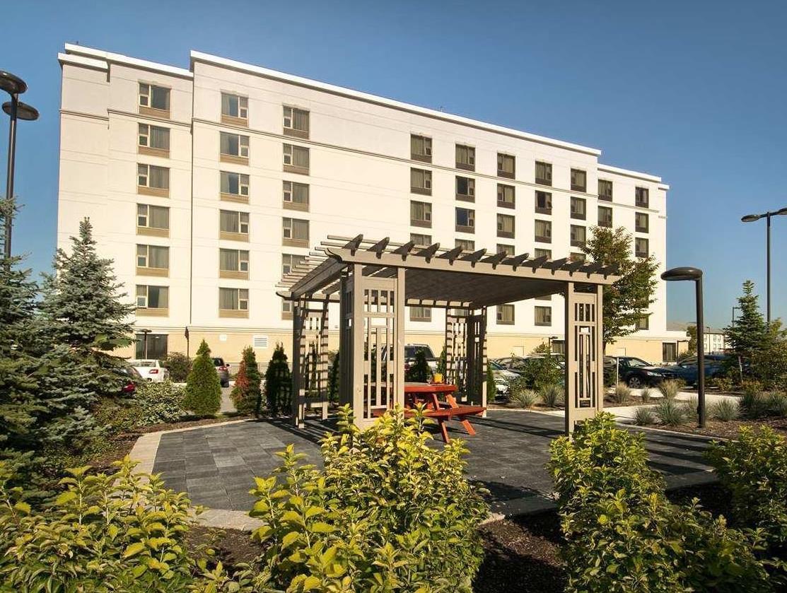 Hotel Hampton By Hilton Airport Corporate Centre 3*