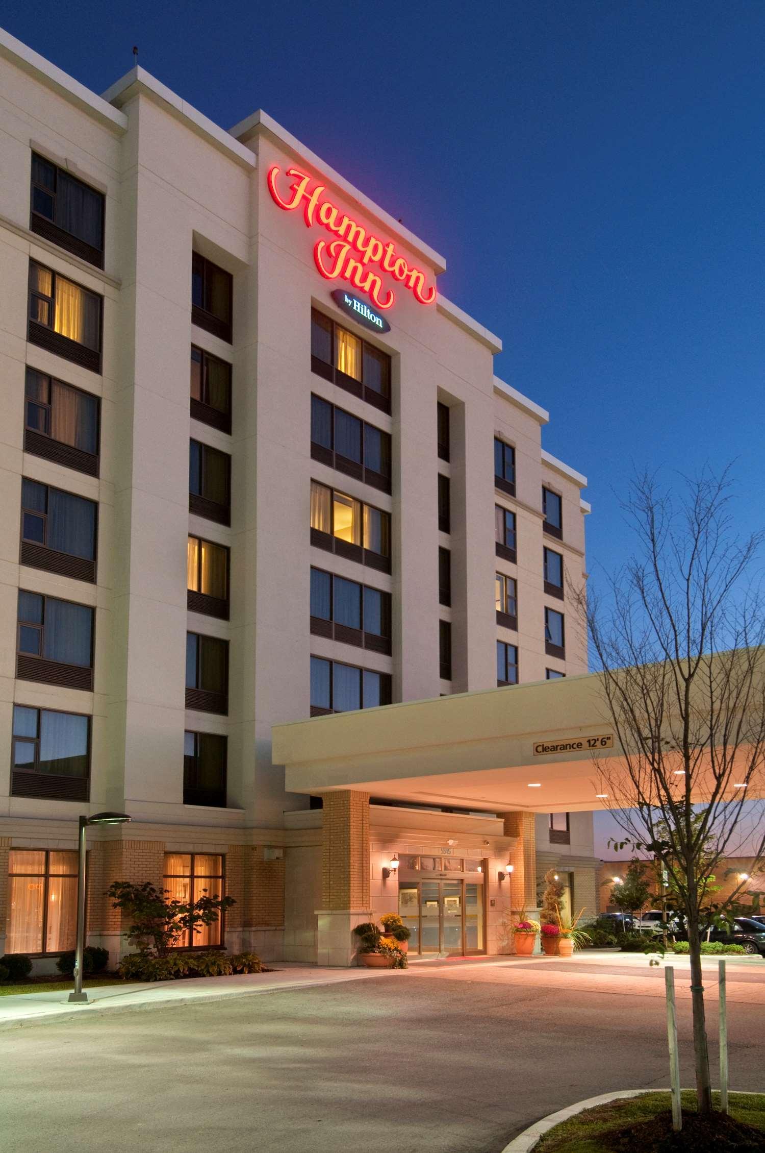 Hampton By Hilton Airport Corporate Centre