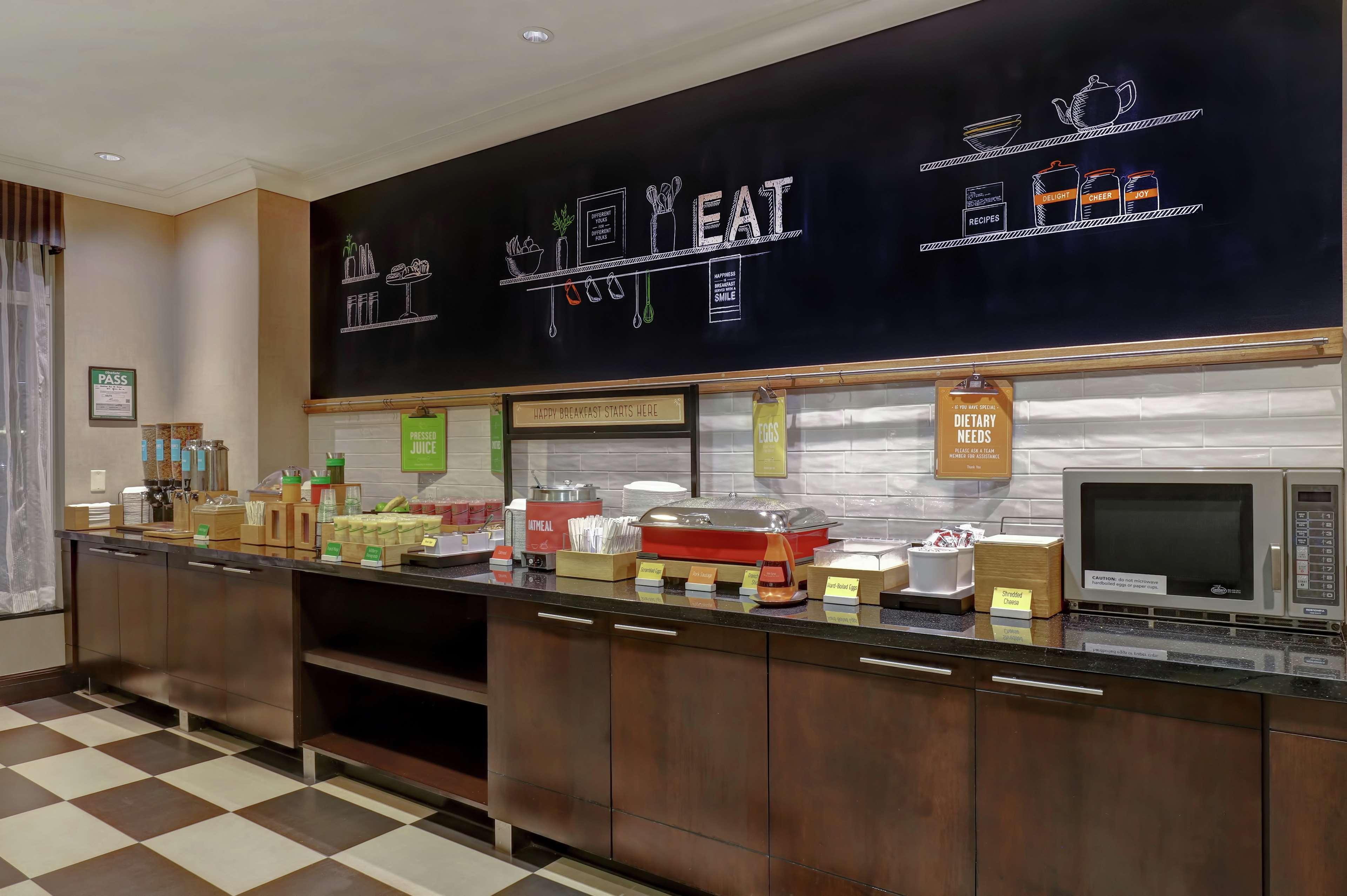 Hampton By Hilton Airport Corporate Centre Toronto