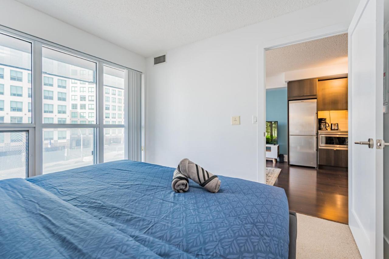 Rs Tridel Boutique Suites Aparthotel Toronto