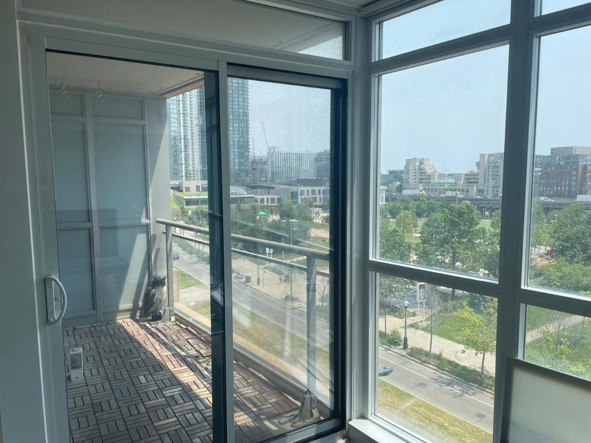 Three Br Step To Cn Tower Rogers Center With Free Parking Hotel 5*