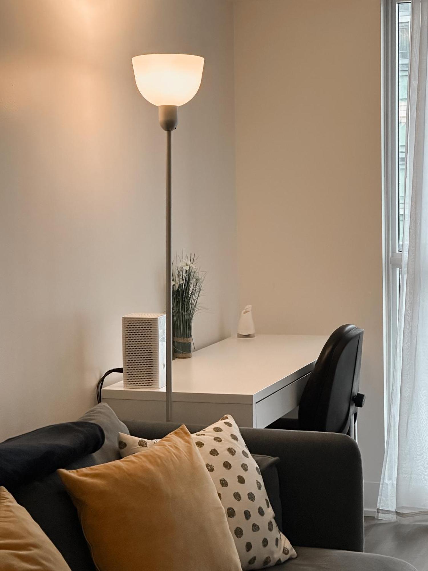Apartment 300 Front Suites - Two Beds With Free Parking *
