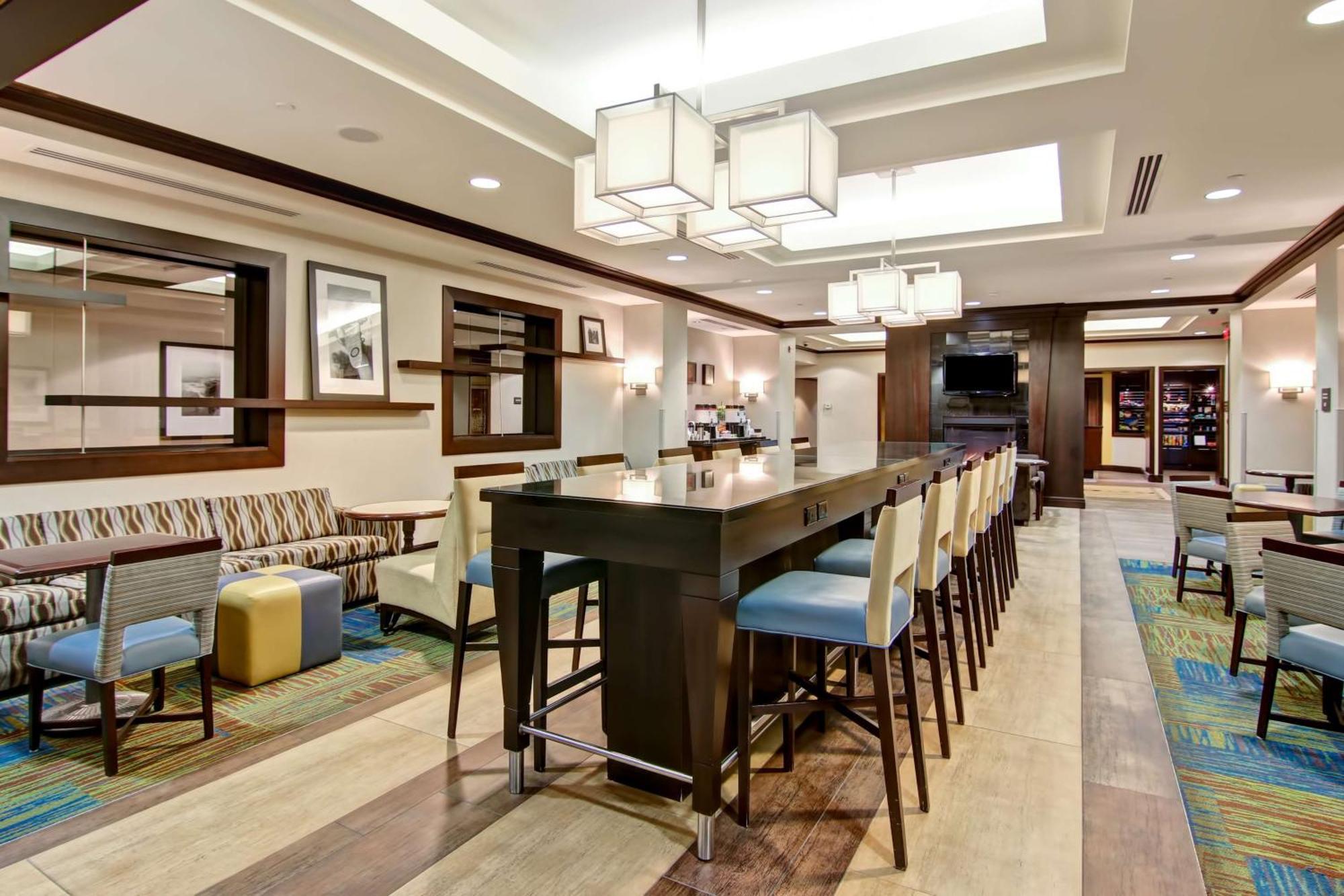 Hotel Hampton By Hilton Airport Corporate Centre Toronto
