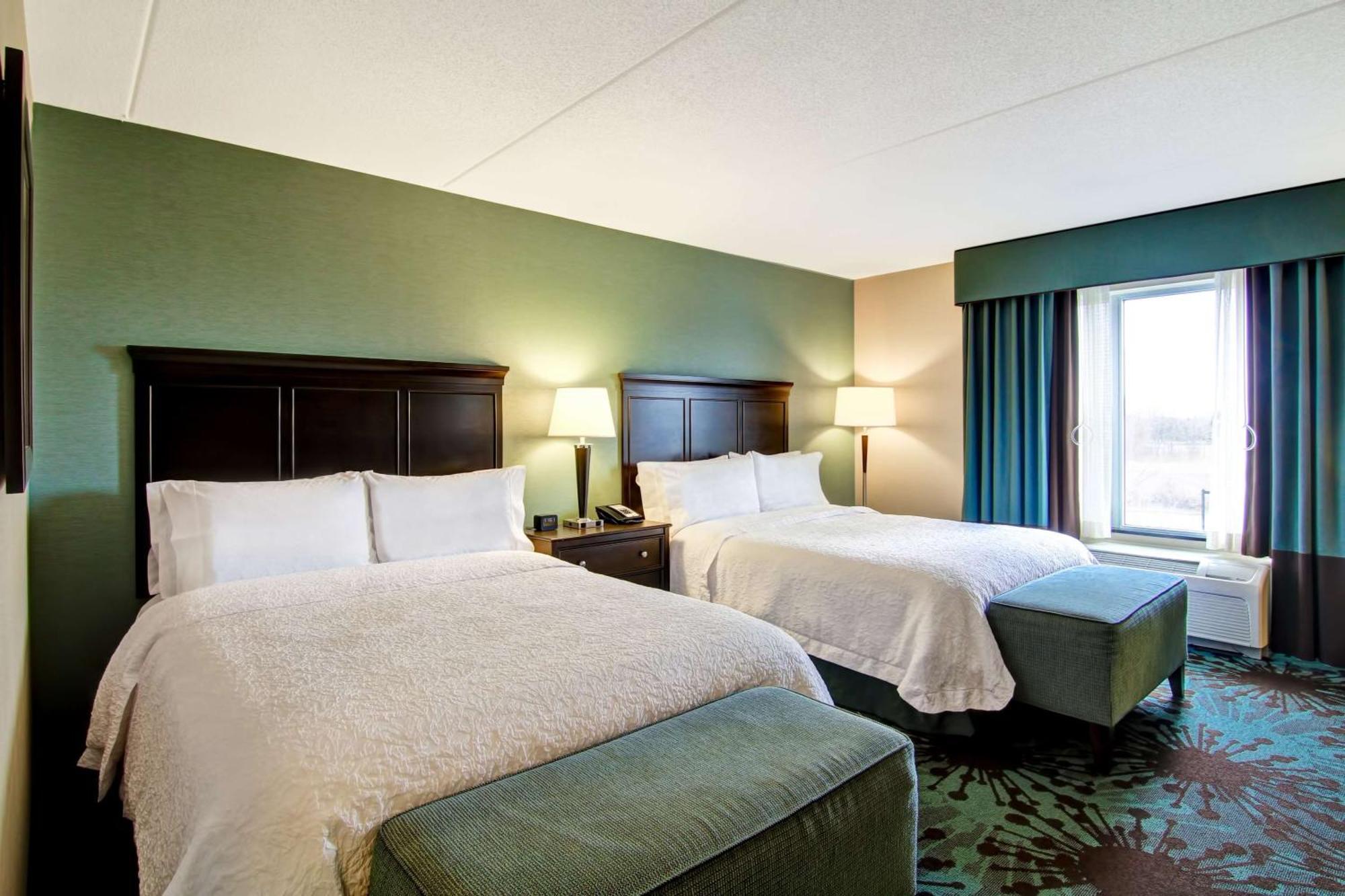 Hampton By Hilton Airport Corporate Centre Hotel Toronto