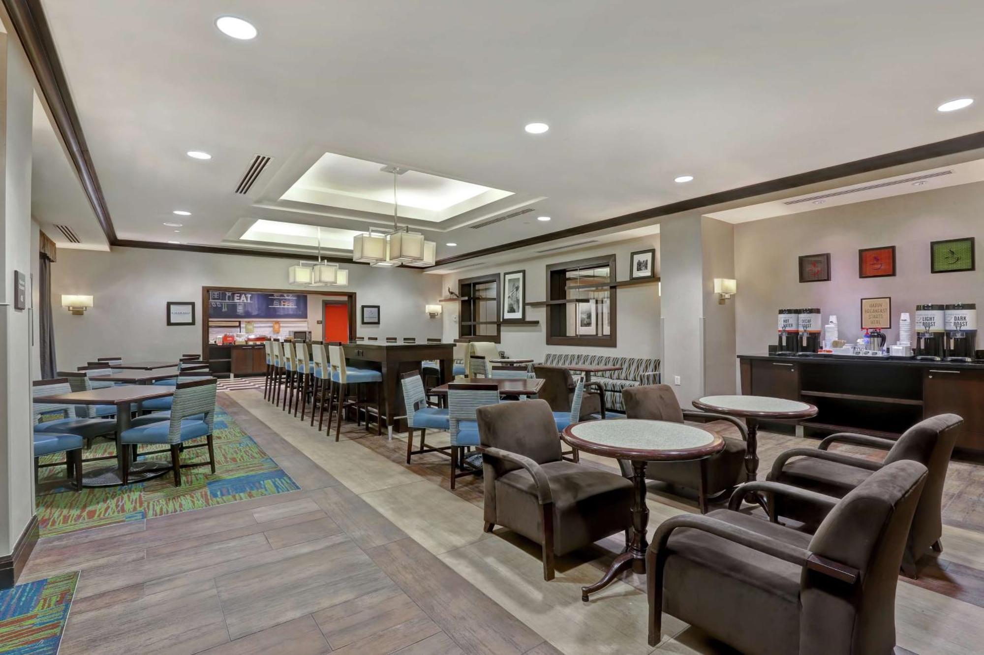 Hotel Hampton By Hilton Airport Corporate Centre Toronto
