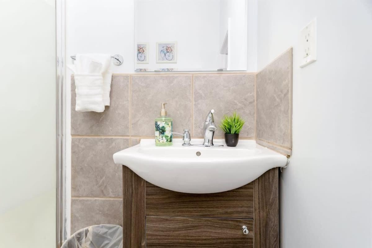 Apartment Great Kensington Market 2br *