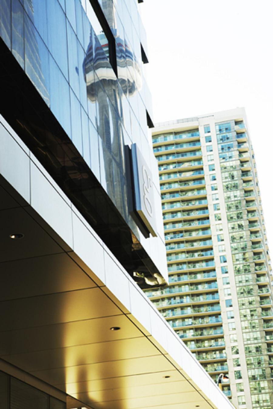 Hotel Le Germain Maple Leaf Square Toronto
