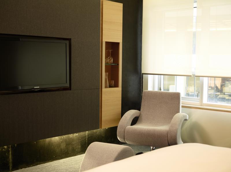 Le Germain Maple Leaf Square 4* Toronto
