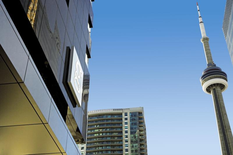 Le Germain Maple Leaf Square Hotel 4*