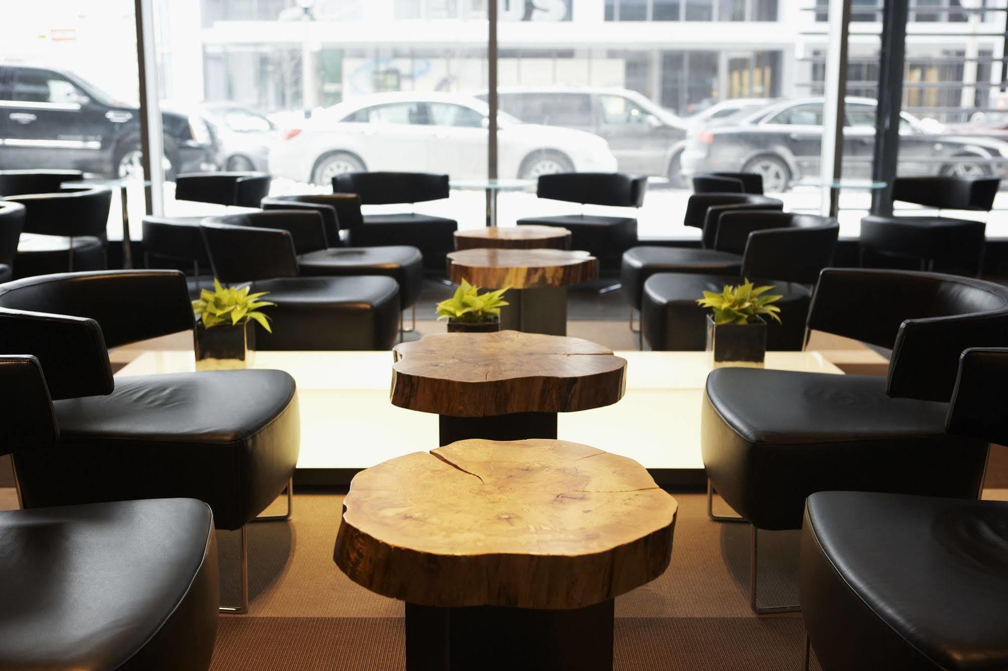 Le Germain Maple Leaf Square Hotel 4*