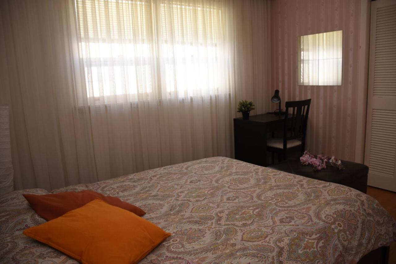 Kashaneh At Burbank Homestay