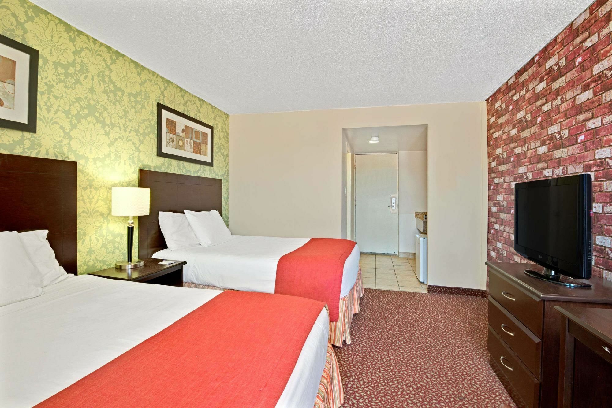 Hotel Knights Scarborough *