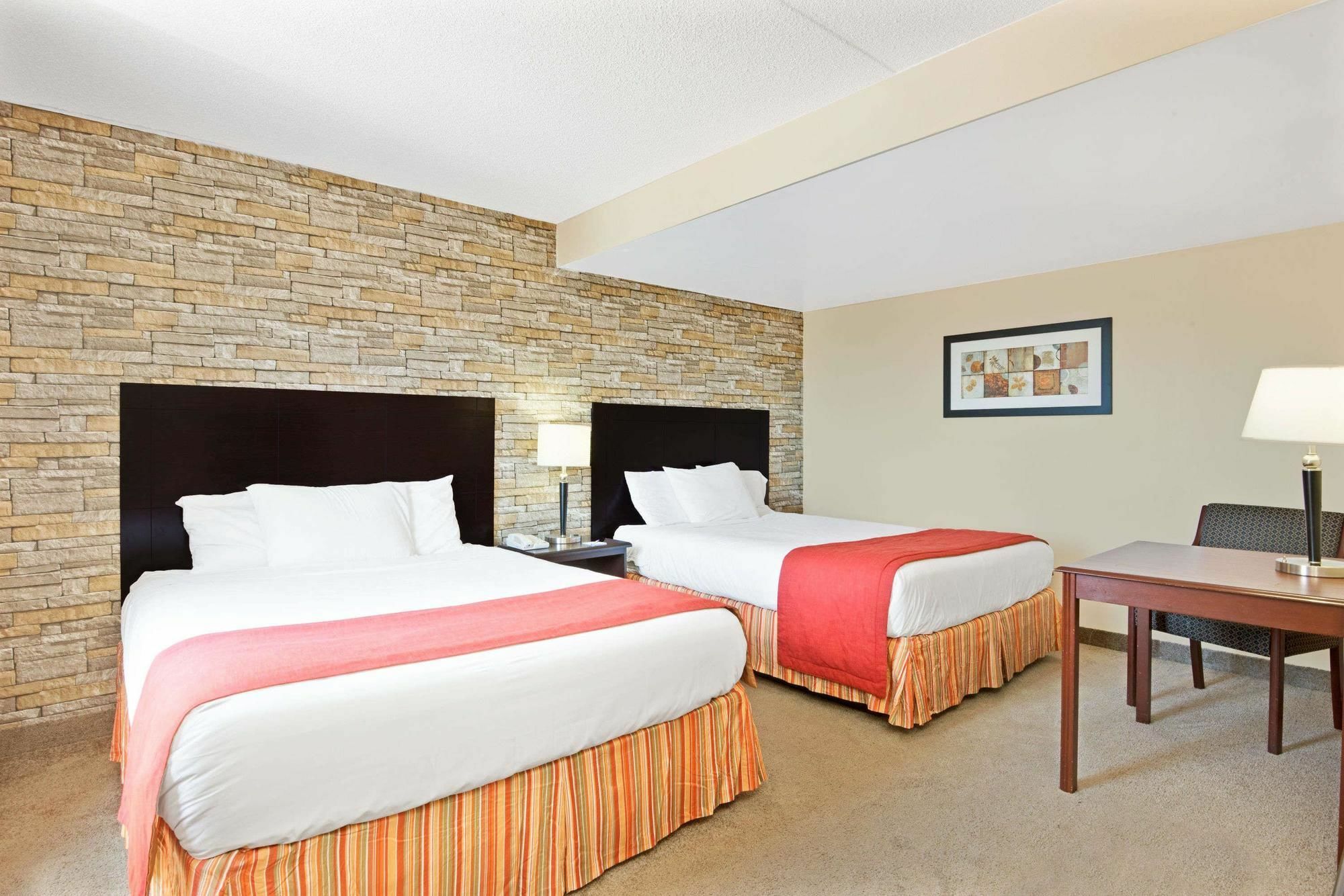 Hotel Knights Scarborough *