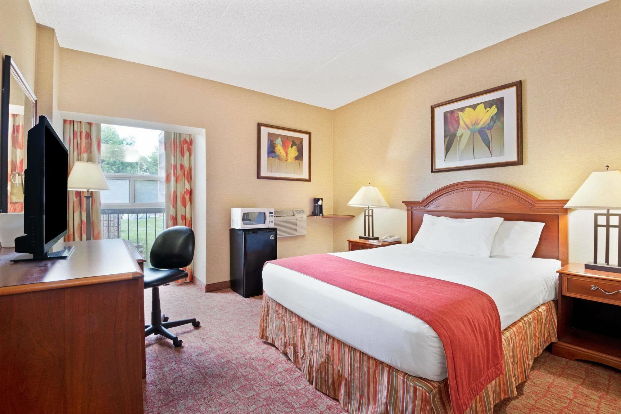 Hotel Knights Scarborough Toronto